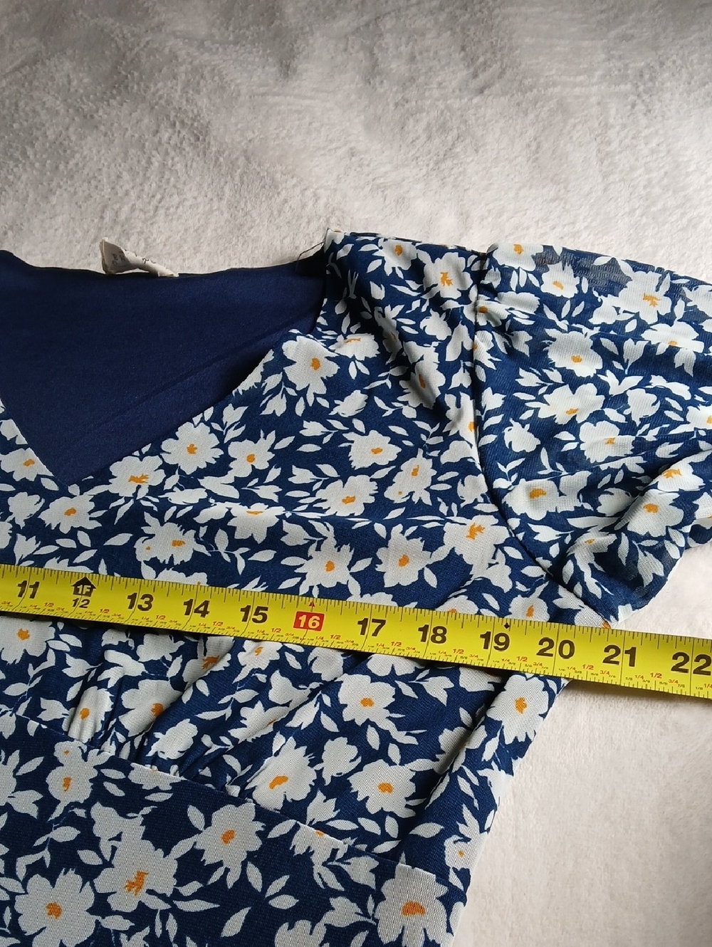 Women’s Navy Floral Midi Dress with V-Neck - Picture 5 of 10